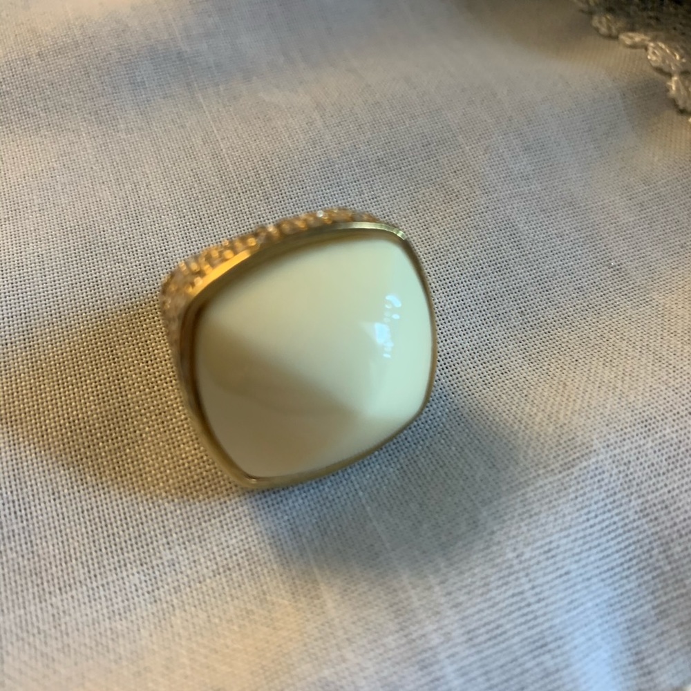 Macy’s ring - Picture 4 of 5